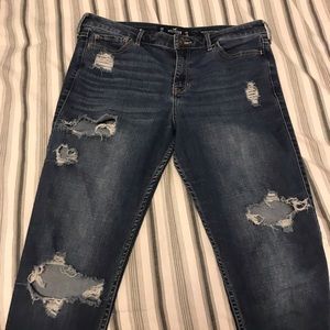 Distressed Hollister High-Waist Skinny Dark Jeans